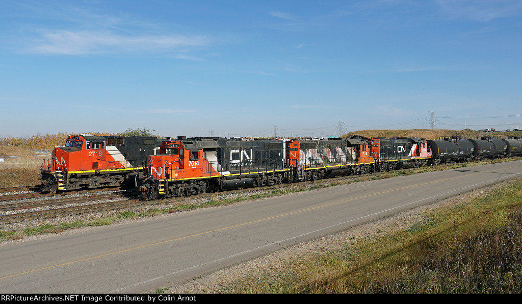 CN 2718